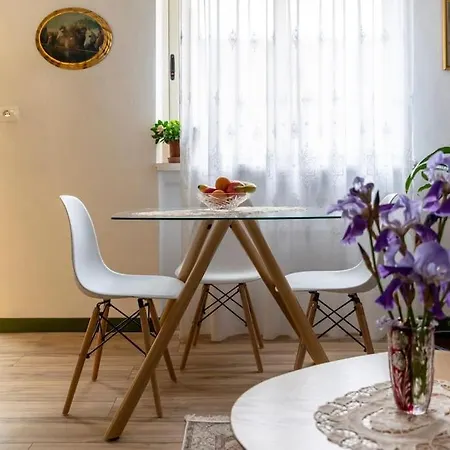 Mila's Place Tirana